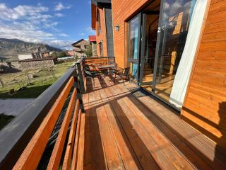 Mountain View - 3