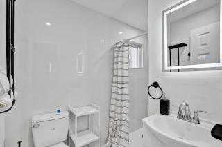 Heart of Miami Oasis, Modern, Steps from It All - 7