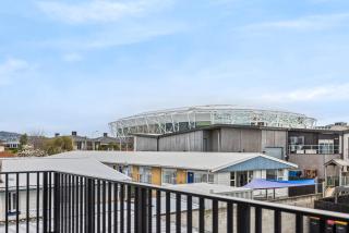 3 Bedroom, 3 Bathroom Townhouse with Garage - in CHCH CBD - 4