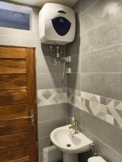 Appartement 2 pièces chambre et salon à Grand Mbao - 8