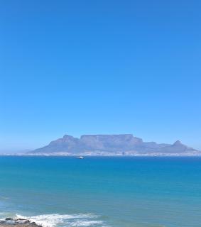 Salt & Sandy Shores Dolphin Beach Blouberg - 9