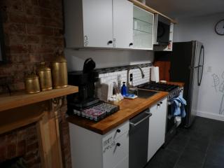 10 Minute walk to Light Rail - 6