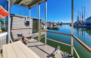 Nice Ship In Göteborg With Sauna - 9