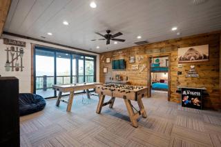 7BD-6.5Bath - Luxury Lakeview House - Sleeps 30 - Stephens Gap - 3