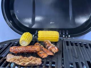 Beach Days & City Nights! Centrally Near Everything - 1