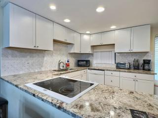 Bay Oaks - E53 - 2