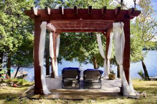 Serendipity 5 BR Waterfront 4 Seasons, Hot Tub, Firepit, Close to Ski HIll - 9