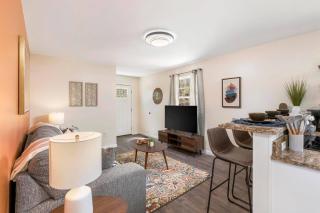 Renovated 2BR *Central Location* - 1