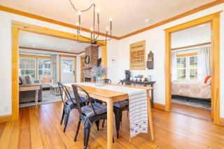 Remodeled 1920s Charmer Near ETSU, JCMC & Downtown - 9