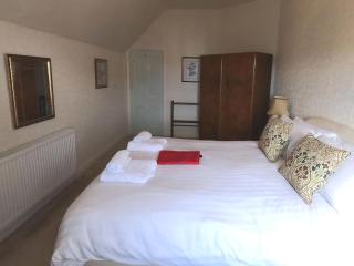 Esplanade Crescent - 2