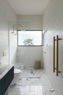 Wherewithal Luxury Suites - 7
