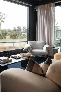 Wherewithal Luxury Suites - 5