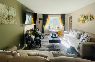 Private Estate, walk to Princeton downtown, 3 Bedrooms, 2 Bath, with Free Parking - 8