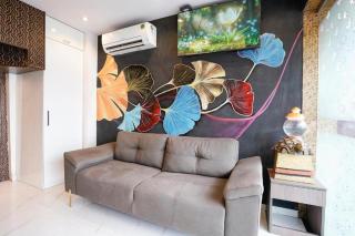 Hotel Atithi Regency Near Airport Terminal 2 - 4