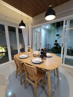 Pecinta Senja Villa - 7