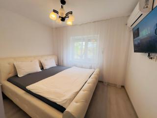 The White Pearl Apartment - 8