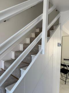 Modern home in Mill Hill Free Parking and Garden - 5