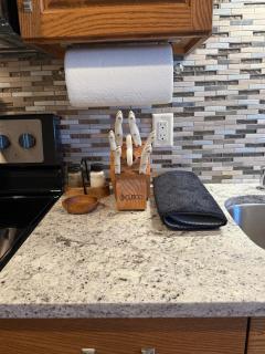 Pet Friendly Fully Furnished 1-Bedroom Oasis - 6