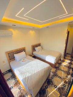 Noya pyramids view hotel - 2
