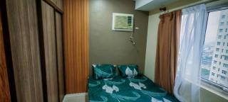 3 bedroom unit BGC - 4