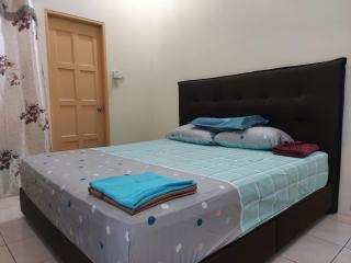 AIN's HOMESTAY - 1