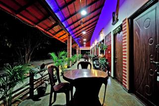 Rainy Cloud Homestay - 1km Falls, Coffee Estate, Campfire, Home Food - 7