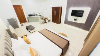 Sunrise Hill Apartment - 2