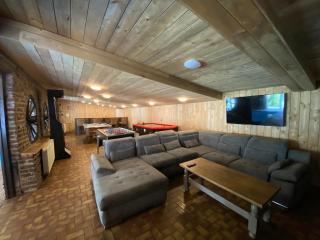 Spacious Waimes Villa - 3