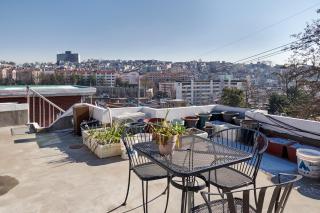 Bright, Airy Itaewon Rooftop, 10 min to Myeongdong - 2