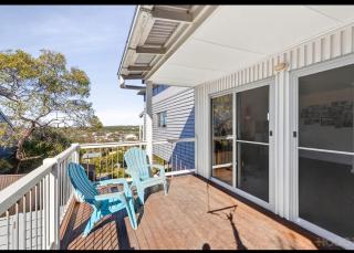 Coastal Comfort, views, woodfire and family space - 3