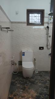 Spacious family holiday Home Near Airport, JAELA, Aussie holiday home - 9