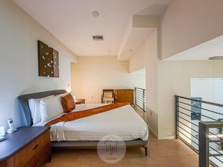 Modern 2BR Loft with Luxury Amenities - 109 - GL - 5