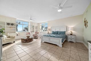 Avalon 201 - Large Beachfront unit w/ Beautiful Ocean View! - 5