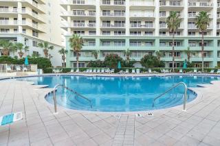 Avalon 201 - Large Beachfront unit w/ Beautiful Ocean View! - 6