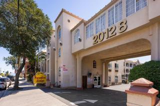 Paradise Lodge - Canoga Park, Los Angeles - 7