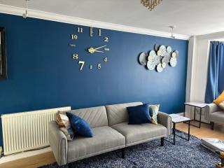 Modern and Spacious 3 Bed retreat - Bracknell - 6