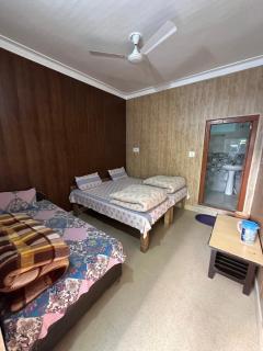 Hotel Hansdeep - 1