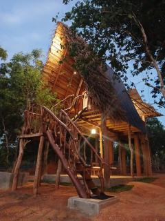 Habarana Chena Hut - Air conditioning Private Cabana with Balcony - 6