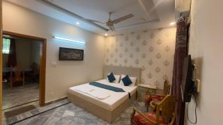Midways Guest House and Hotels - 8