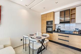 Stunning 1BR in Hivernage, - 5