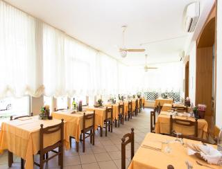Hotel Villa Ombrosa - Milano Marittima - 6