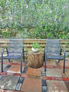 Groendraai PetFriendly SelfCatering Accommodation, Die Karoohuis, Die Wijnhuis and Die Vinknes - 2