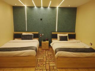 Red pyramids view hotels Foreiigners only - Full view - 6