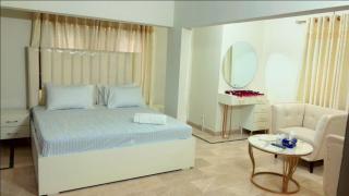 Hotel Moon River - 0
