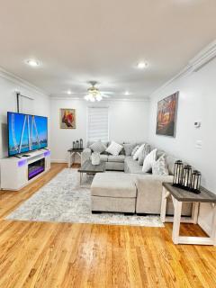 DC Getaway Cozy 4BR Oasis by Metro and Airports - 8