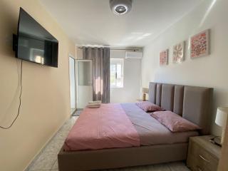 Thanas Apartment - 5