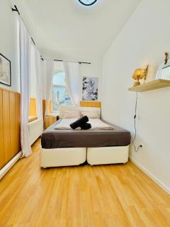 Beautiful Stay, 10BR Shared Apartment Flat 8 Mins Rathausplatz - 3