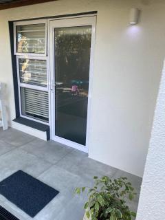 Garden flat Durbanville - with Office, WiFi and secure gated parking - 3