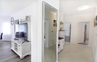 Großes Ferienhaus in Buroli mit Privatem Pool - 7