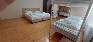 Smiths house - 9